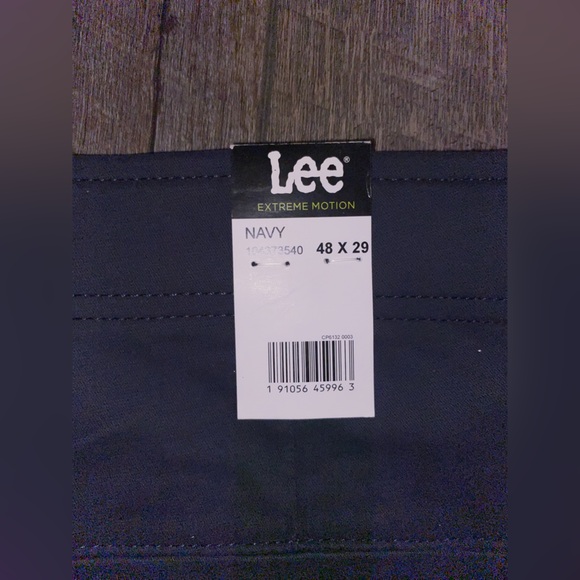 Big & Tall Lee® Extreme Motion Regular Straight Fit Pants in Navy 48 W x 29 L - Picture 7 of 8